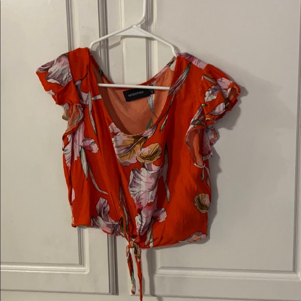 Mink Pink Tie Front Top (Size L)